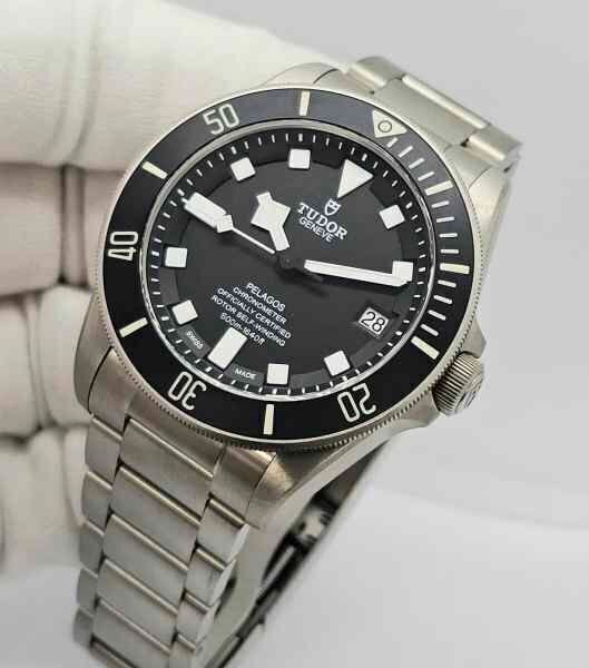 Tudor Pelagos 42 Titanium 25600TN