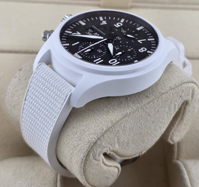 IWC Pilot IW389105 (2022)